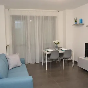  Apartment Ginevra Italy